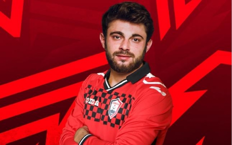 qebele-heyetini-yeni-futbolchu-ile-guclendirib-2