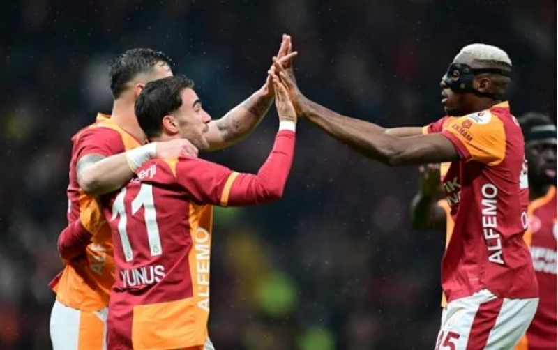 qalatasaraydan-qelebe-6