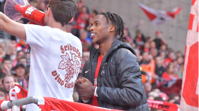 seltikde-yeni-futbolchu