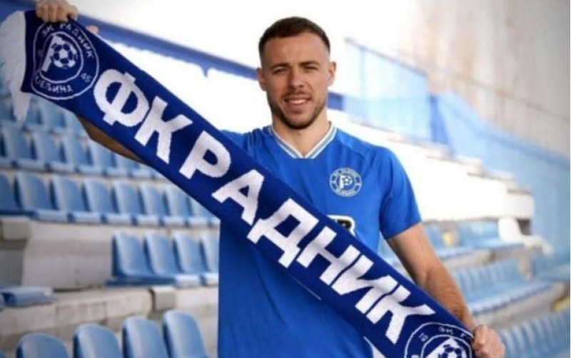 sabahdan-ayrilan-hucumchu-bu-kluba-kechdi