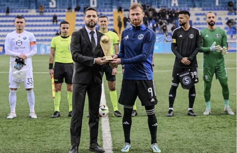 en-yaxshi-qolun-muellifi-mueyyenleshib