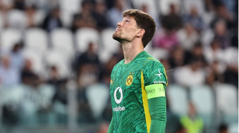 real-madridin-gozu-dortmundun-futbolchusunun-uzerindedir