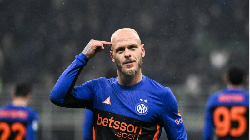 dimarco-ingilterede-chixish-etmek-fikrine-musbet-yanashir