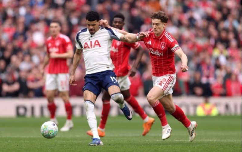 tottenhem-yene-meglub-oldu