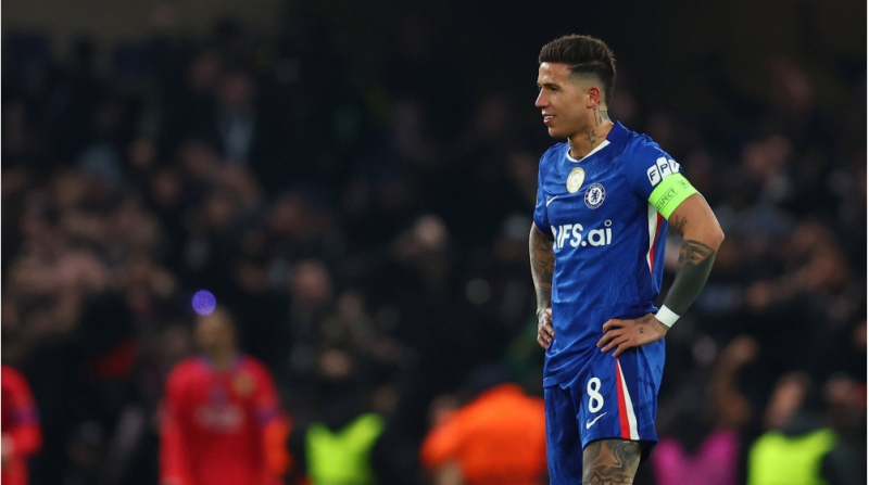 enzo-chelsiden-ayrilmaq-fikrine-dushub