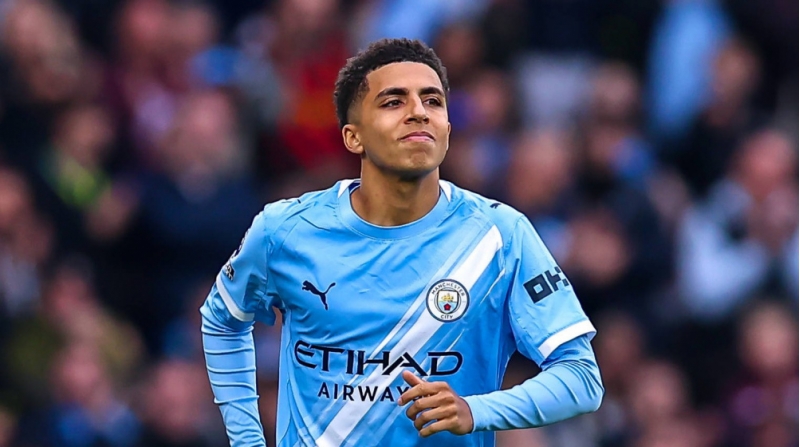 manchester-sitinin-ingiltereli-futbolchusu-yayda-ayrilacaq