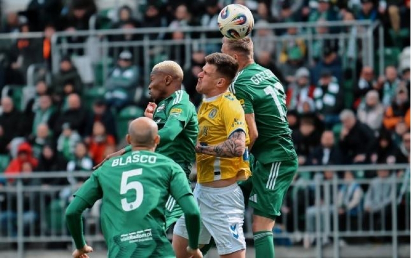 rufet-dadashov-yene-ehtiyatda-qaldi