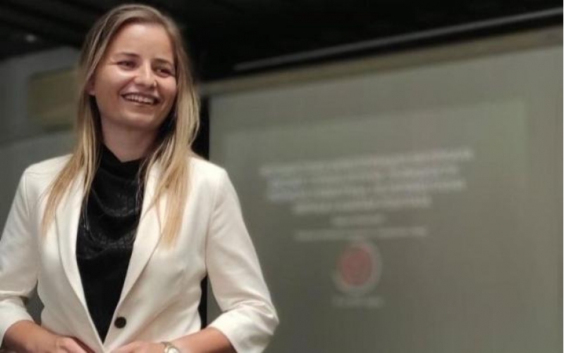 millinin-oyununu-qadin-hakim-idare-edecek