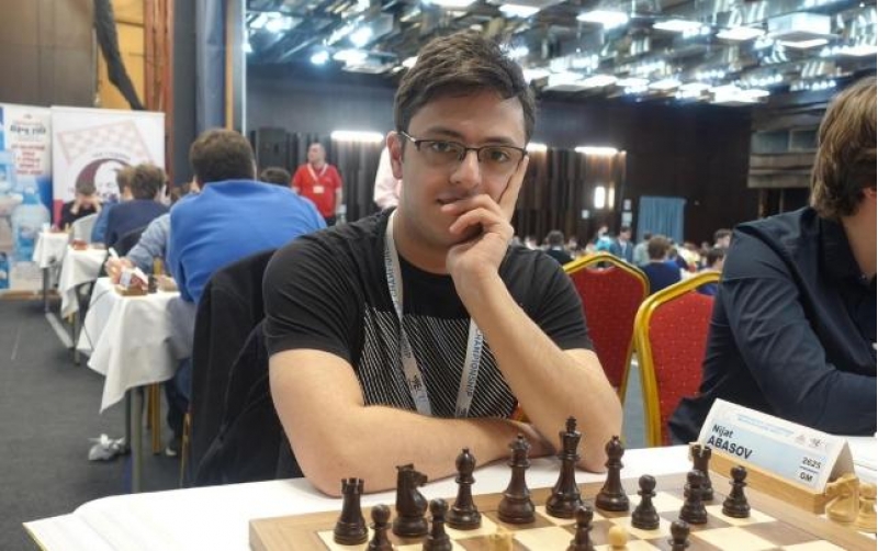 azerbaycan-shahmatchisi-avropa-chempionatinda-liderliye-yukseldi