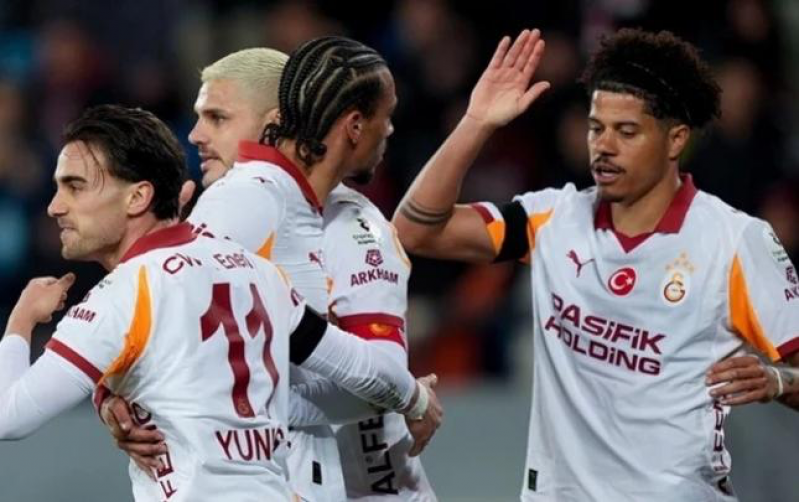 qalatasarayin-qelebesi-2