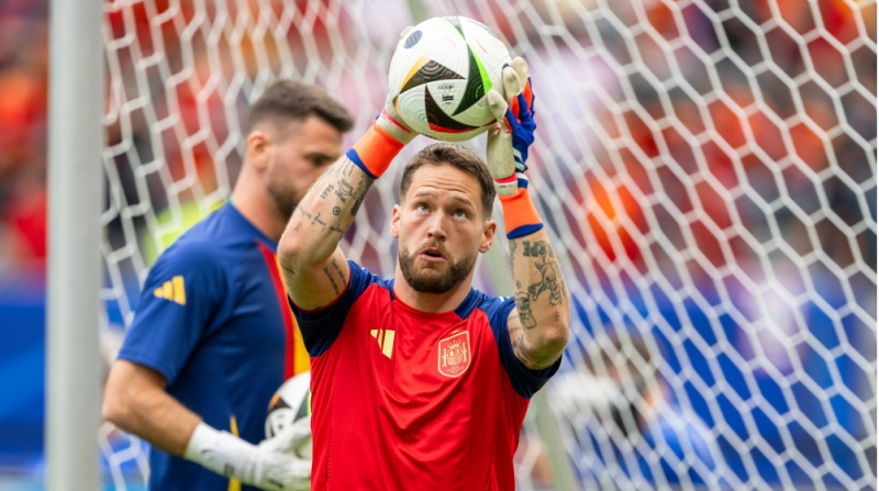 31-yashli-qapichi-barselonanin-hedefindedir