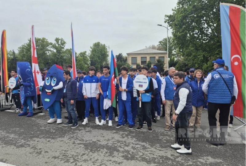 prezident-kuboku-2026-komandalarin-resmi-paradi-ve-teqdimati-kechirilib