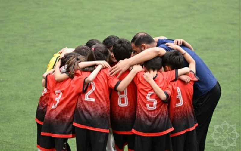 ushaq-evlerinin-komandalari-arasinda-minifutbol-turniri-kechirildi