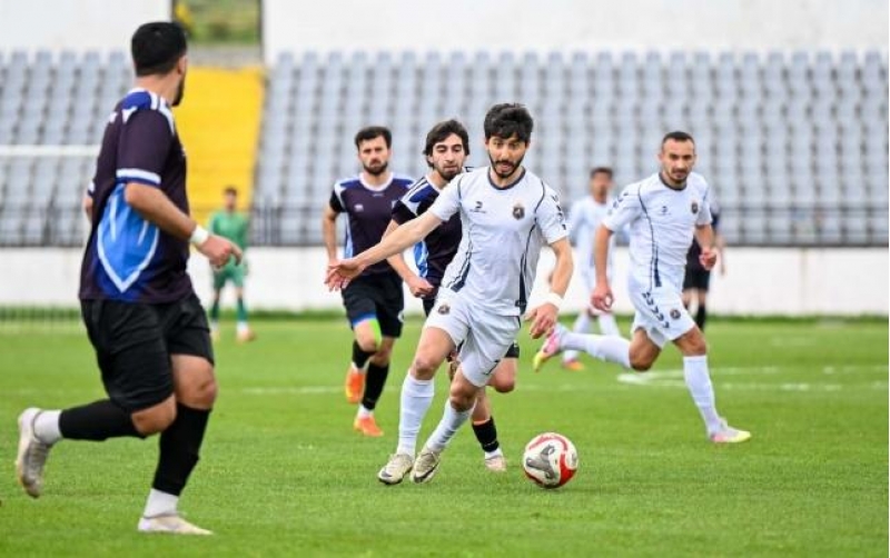 bu-gun-2-ci-liqada-chempion-mueyyenleshe-biler