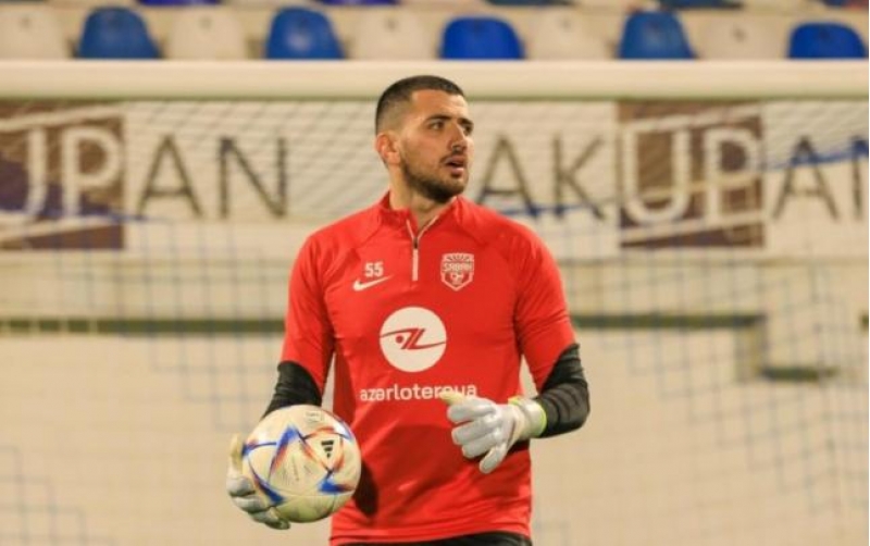 sabah-futbolchusu-ile-yollari-ayirdi-4
