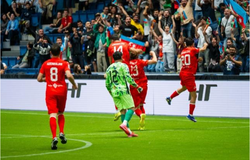 azerbaycan-millisi-14-finalda