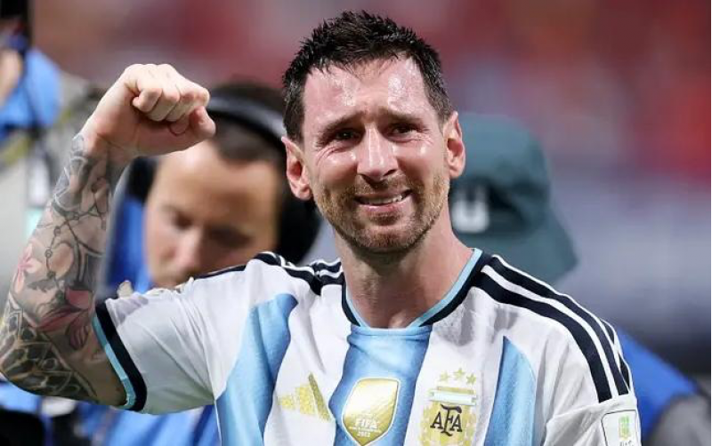 messi-tarixe-dushdu-2