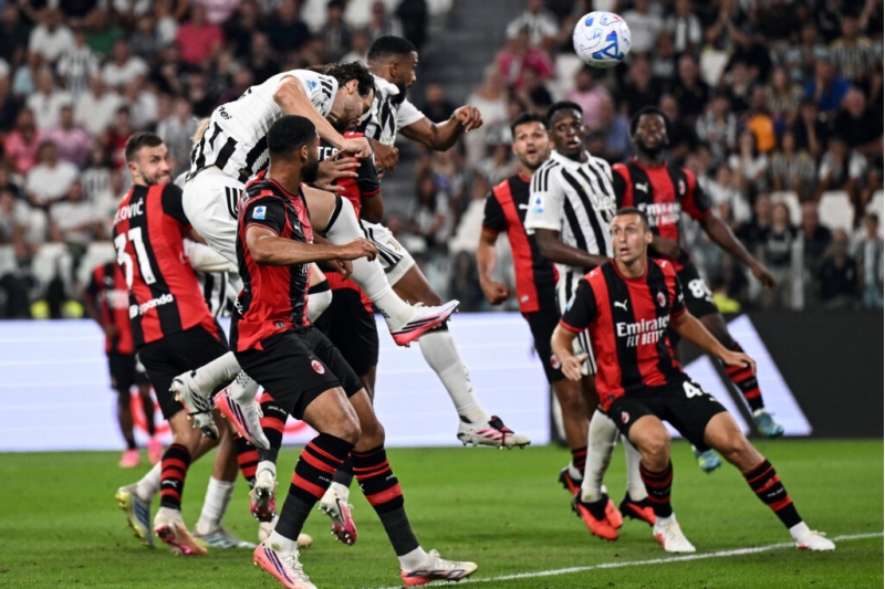 a-seriyasi-yuventus-milan-gorushunde-qarshiliqli-qollar-qeyde-alinib