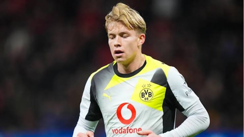manchester-yunaytedden-borussiya-dortmund-da-teklif