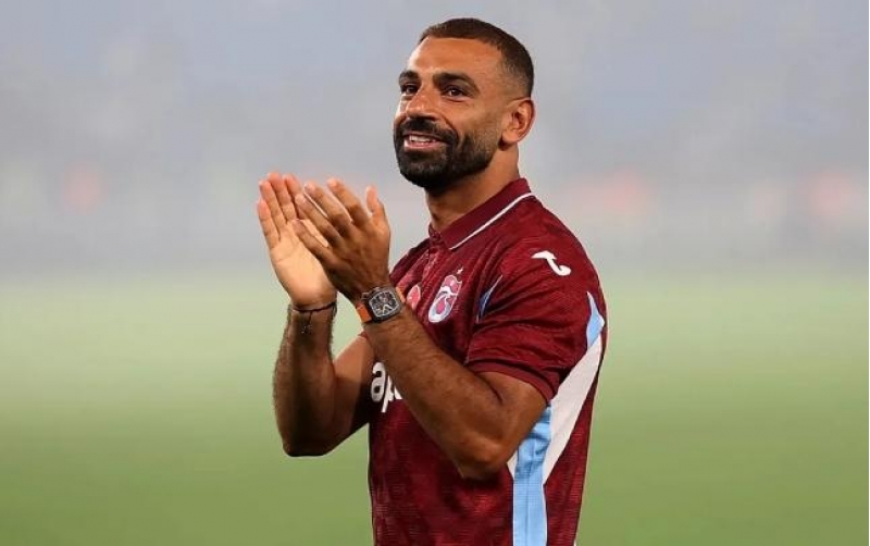 salah-trabzonsporda-rekorda-imza-atib