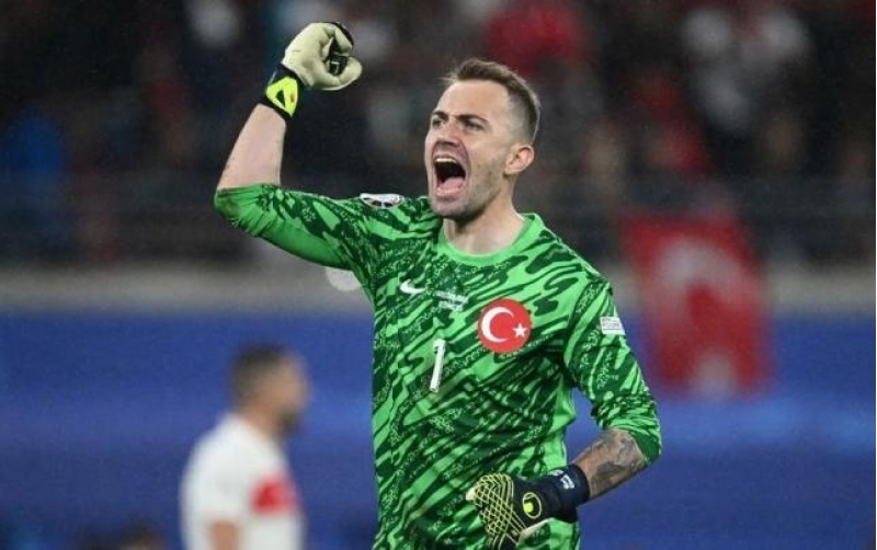 mert-gunok-karyerasini-basha-vurub