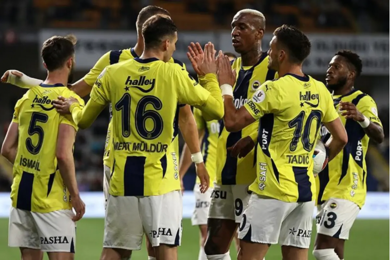fifa-dan-fenerbagchaya-agir-ceza-3-transfer-dovru-qadaga