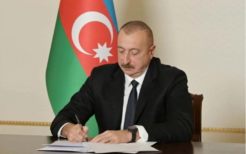 ilham-eliyev-federasiya-prezidentini-teltif-etdi