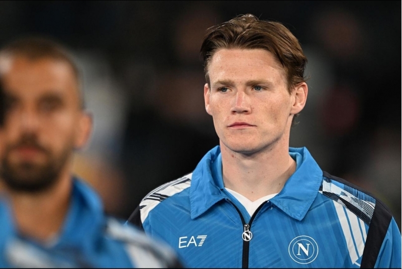 napoli-mktominayi-buraxmaq-istemir