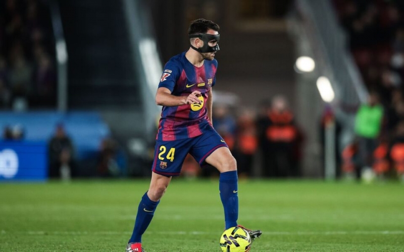 psj-barselonanin-futbolchusuna-elchi-dushdu