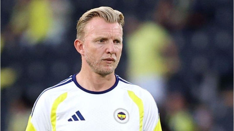 fenerbaxchani-muveqqeti-olaraq-dirk-kuyt-chalishdiracaq