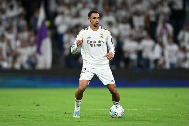 trent-liverpula-qayidir