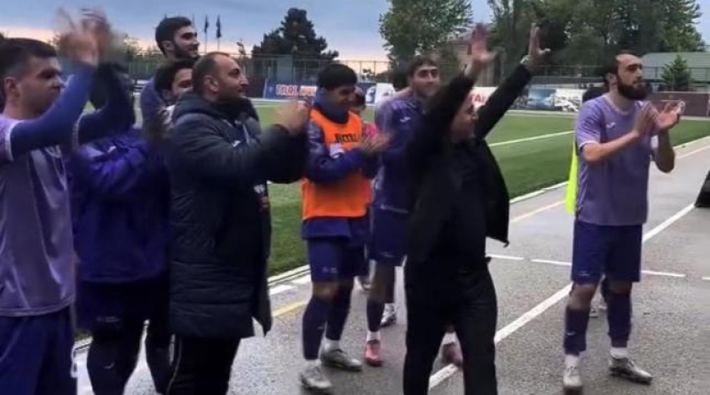 Abbasov azarkeşlərlə vidalaşdı, alqışlarla yola salındı 