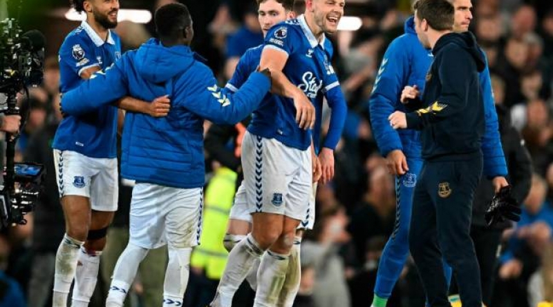“Everton” satışa çıxarıla bilər